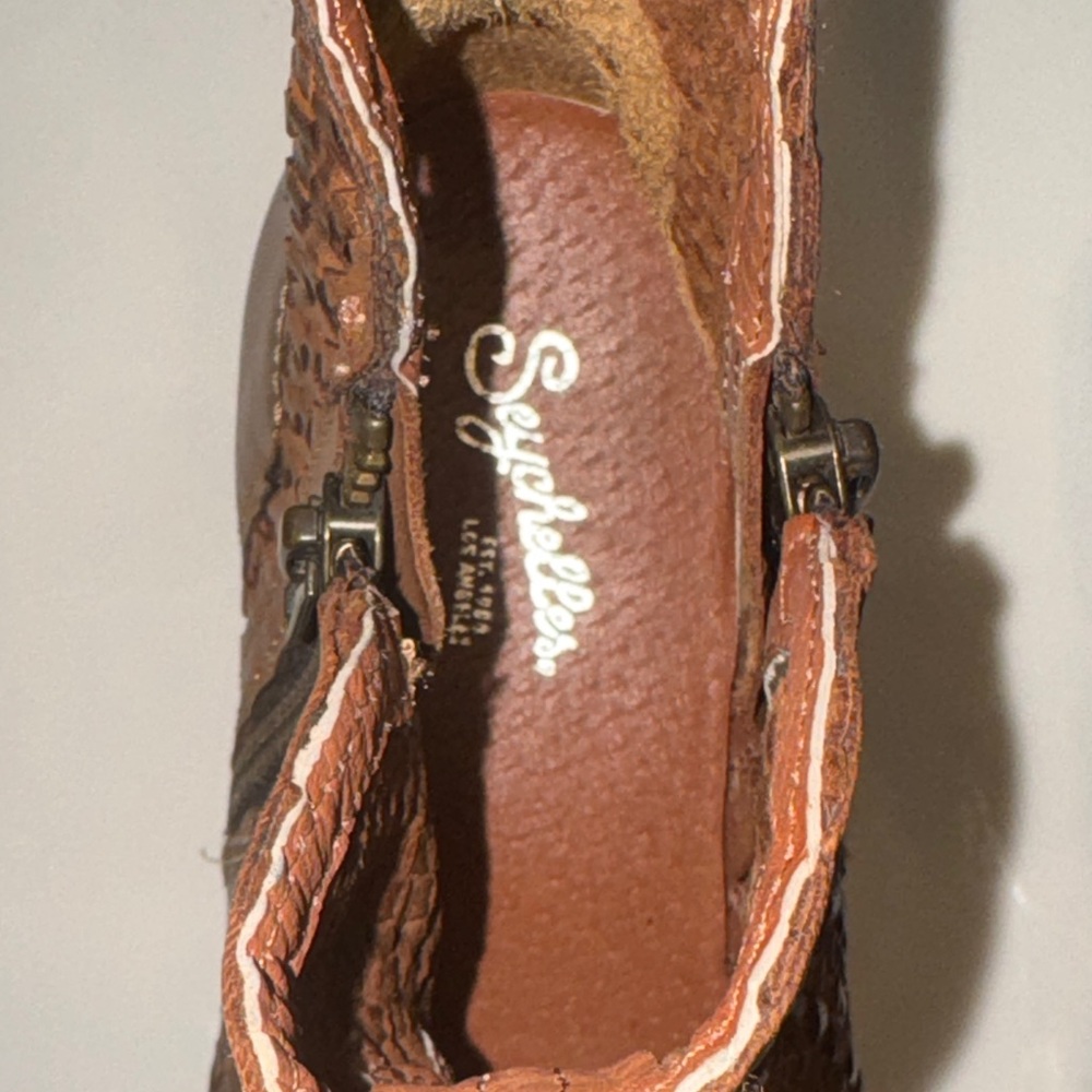 Seychelles Brown Ankle Boots - Picture 2 of 6